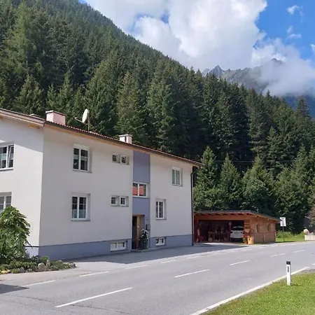 Apartamento Beim Holzwurm Andy Sankt Leonhard im Pitztal